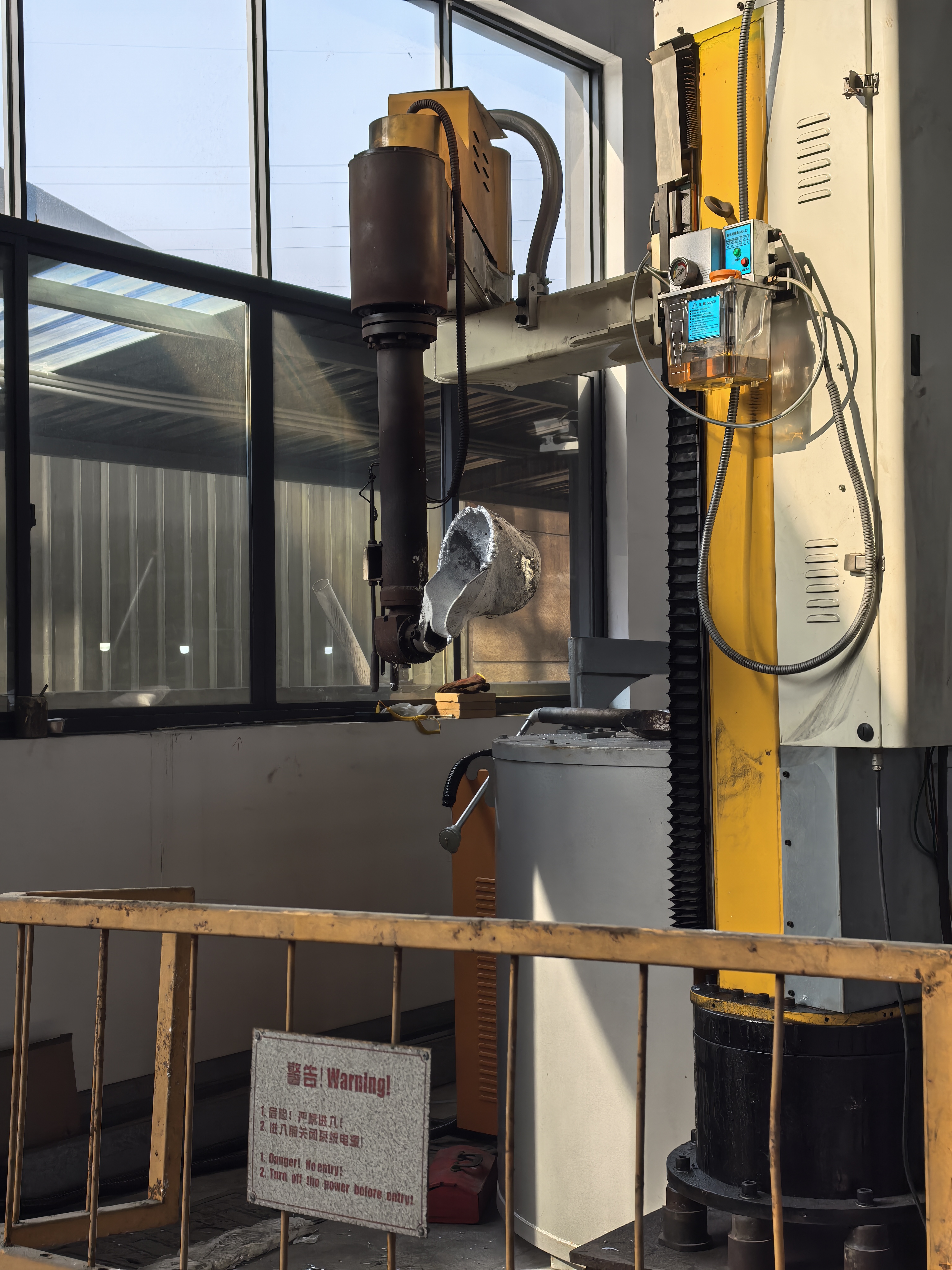 Automated gravity casting pouring robot at Bohua
