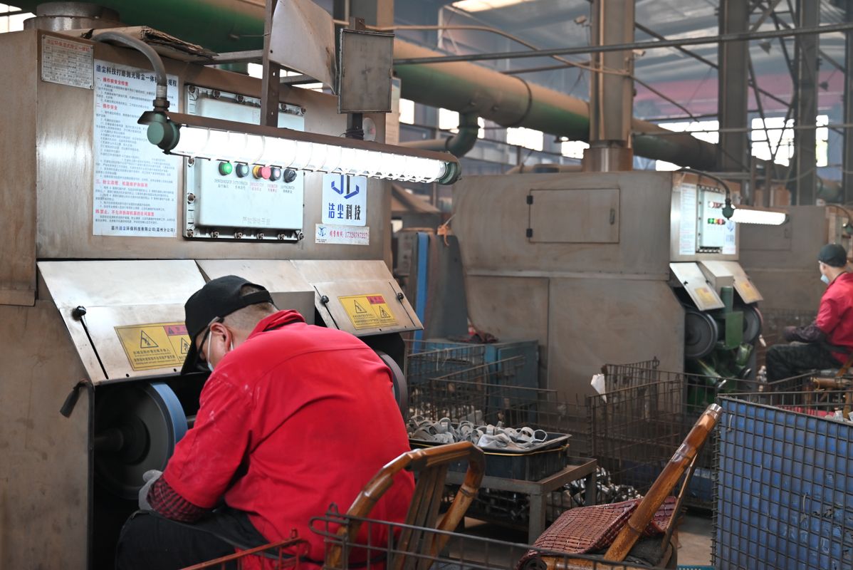 Grinding & Finishing Area